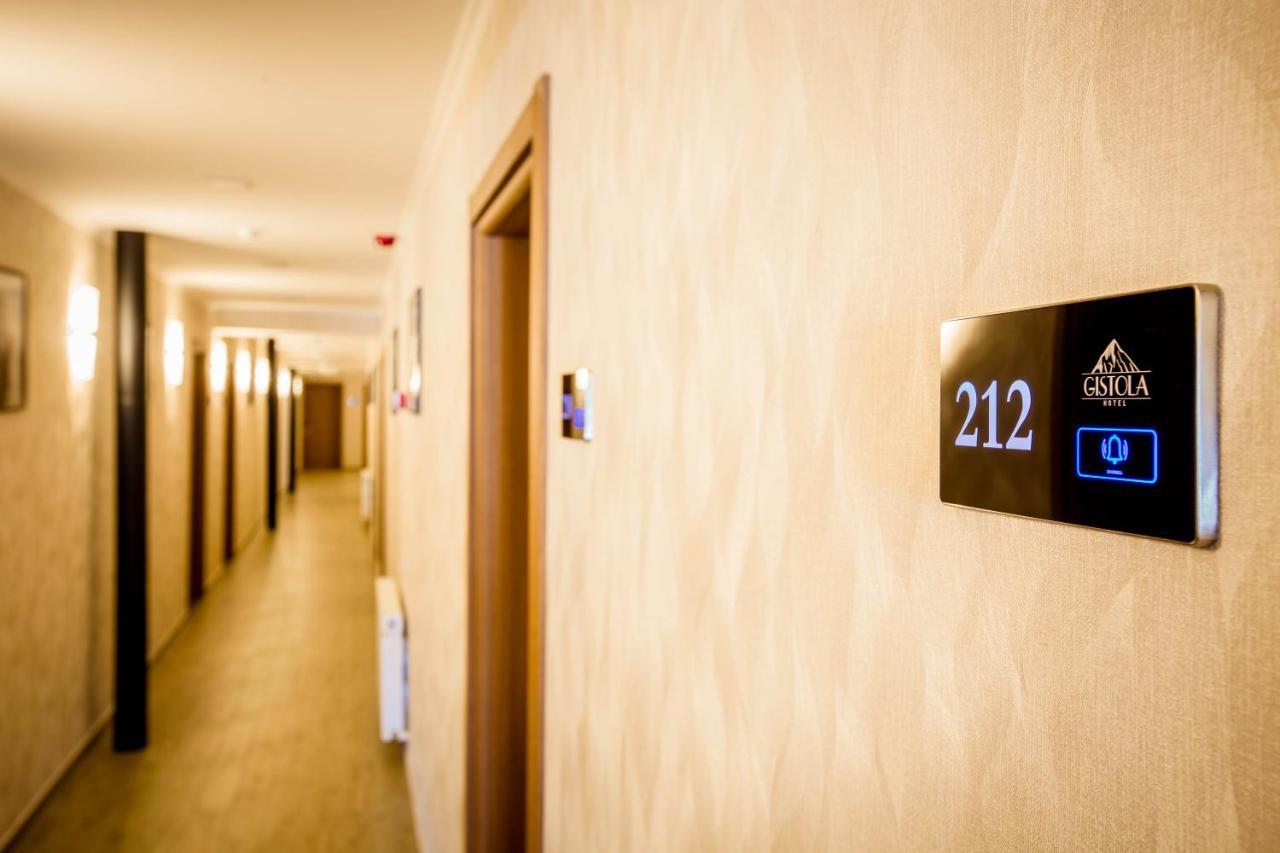 Gistola Hotel Mestia Eksteriør bilde